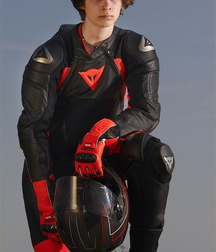 Teens in leather and boots 60d0b287889fd.jpg