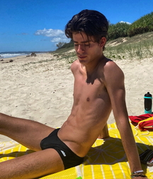 Sexy and hot 60d0d3eee57ae.jpg