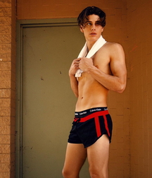 Worship hotties feet and muscles 60d113bf4bc24.jpg
