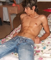 Worship hotties feet and muscles 60d113e053dbf.jpg