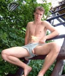 Boys and models 56 60d36ed6d9a7d.jpg
