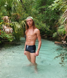 Hot boys at sunny days 60d3702ace02b.jpg