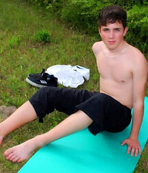 Cuties shows feet 60d50e4968662.jpg