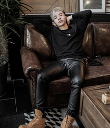 Leather and boot boys 60d76997cf76f.jpg