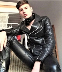Guys wearing leather 60da426e96acd.jpg