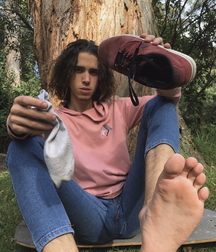 Worship the boys body and feet 60dcc5ff91725.jpg
