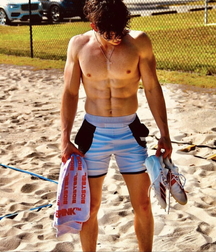 Hot and beautiful in summer 60e7457de93c0.jpg