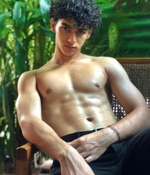 Hot and beautiful in summer 60e74595e2587.jpg