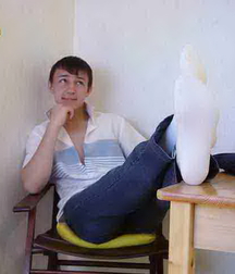  Boymodels at camera 60ea089aed160.jpg