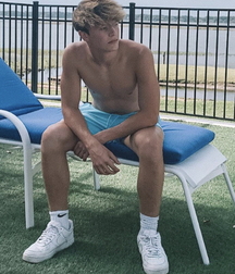 Hot jocks shows body 60f57890219c6.jpg