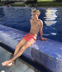 Boys natural beauty 60f69de518ebb.jpg