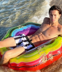 Sunshine boy beauties 60fee1eb7f2b0.jpg