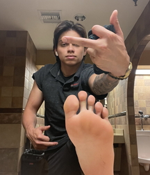 Boys delicious sweaty feet 6103caefa14fe.jpg