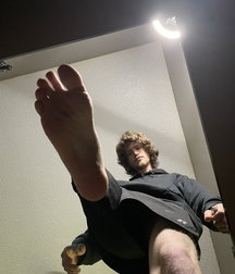Boys delicious sweaty feet 6103cb008879f.jpg