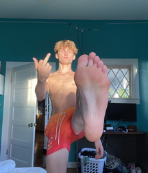 Boys delicious sweaty feet 6103cb342e66f.jpg