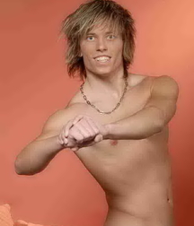 Blond college hunk 6109790ed14bd.jpg
