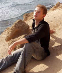 Attractive models and boys 61097aee8f1e5.jpg