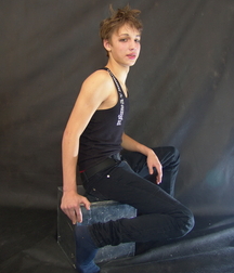 Attractive models and boys 61097b41a45a2.jpg