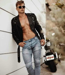 Dom boys sweet life 610e9acd31281.jpg