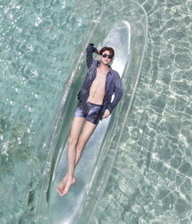 Boys at beach and water 6121a013991c9.jpg