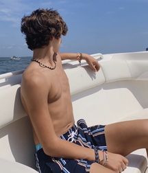 Boys at beach and water 6121a0844cd7b.jpg