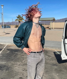 Pure beauty and sexy boys 61276c656732c.jpg