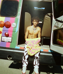 Hotties in summer sun 613539550b857.jpg