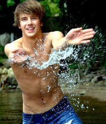 The sunny twinks 6139fe1418387.jpg