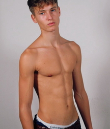 High school hotties 613cb08c6e48a.jpg