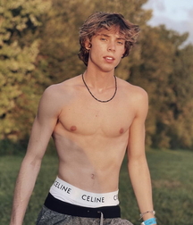 High school hotties 613cb0a580aea.jpg