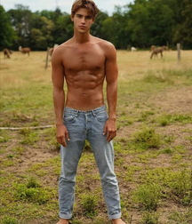 High school hotties 613cb0a76e1a5.jpg