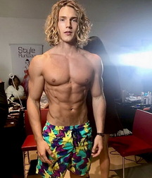 Blond longhair beauties 6158e479ea60e.jpg