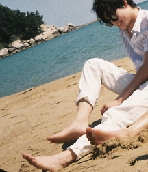 Worship the boys bare feet 615b4d82c7fc8.jpg