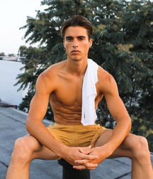 Divine male models 616b043f3f1db.jpg