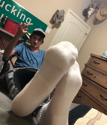 Sweaty feet may need a tongue bath 616b1354e2de8.jpg
