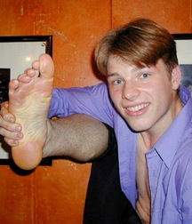 Suck some delicious toes 616c4afd96a2e.jpg
