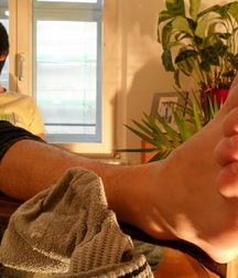 Suck some delicious toes 616c4b12339de.jpg