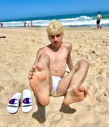 Blondes are hottest 6174165d2b545.jpg