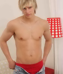 Blondes are hottest 61741667bda2d.jpg
