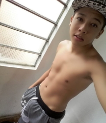Freshmen and models 617e08c94a76d.jpg