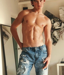 Freshmen and models 617e091bd7cf3.jpg