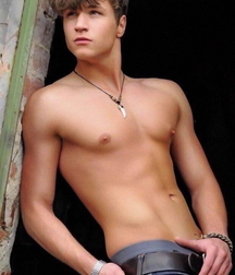 Male beauty 618931dae32c2.jpg