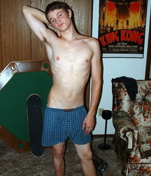 Beautiful male model boys 618eb4a2f2056.jpg