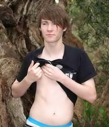 Beautiful male model boys 618eb584cd1b0.jpg