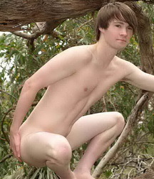 Beautiful male model boys 618eb58910f16.jpg