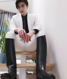 Amazing boys in boots 61a56043adeb0.jpg
