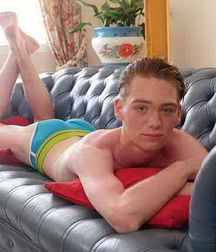 Blond and horny 61a75d8e5b541.jpg