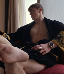 Meeting nice friends 61b0c5e14451b.jpg