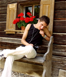 Meeting nice friends 61b0c6c33e121.jpg