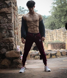 College guys hot and sexy 61bcf42434f21.jpg